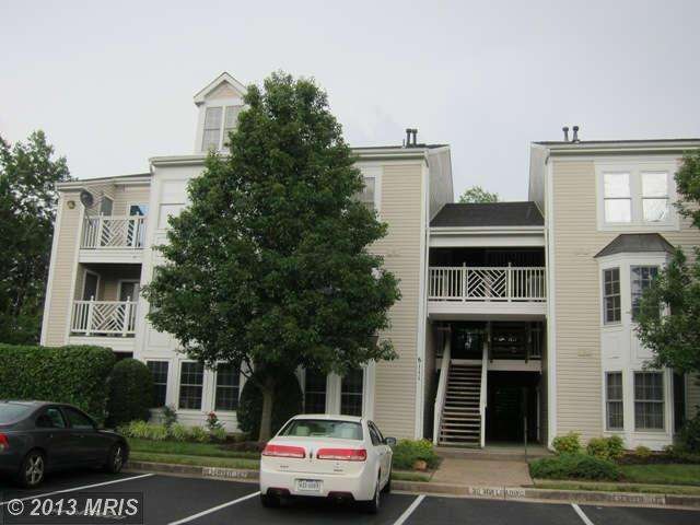 8111 Lacy Dr unit 102, Manassas, VA 20109 - photo 1