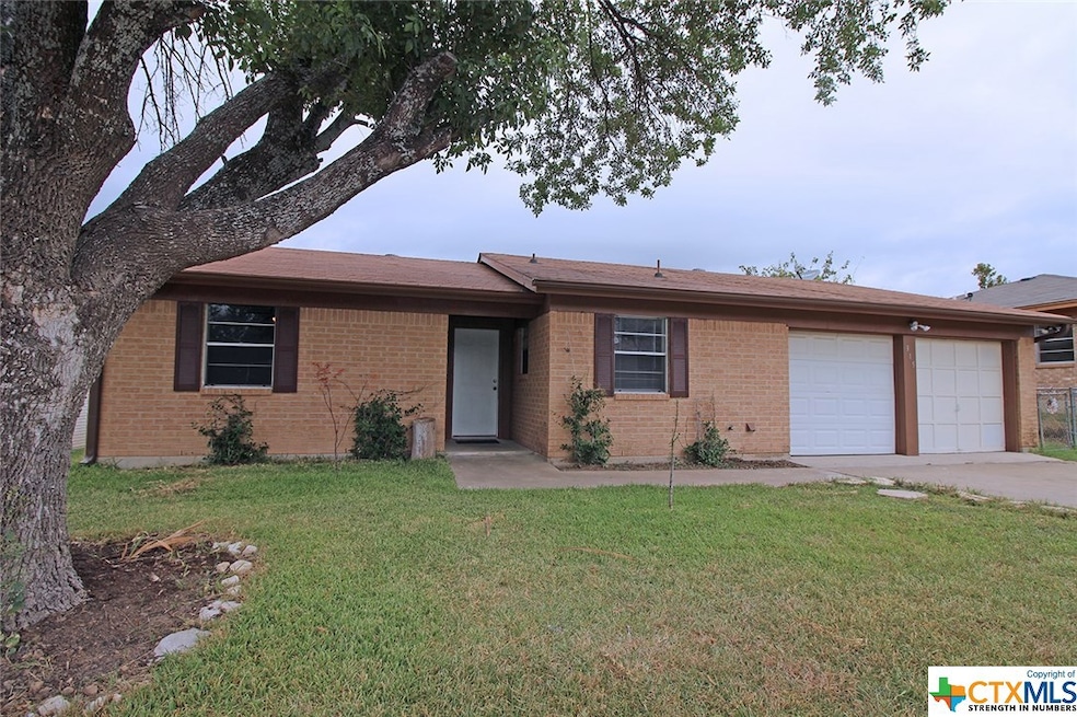 315 Myra Lou Ave, Copperas Cove, TX 76522 - photo 1
