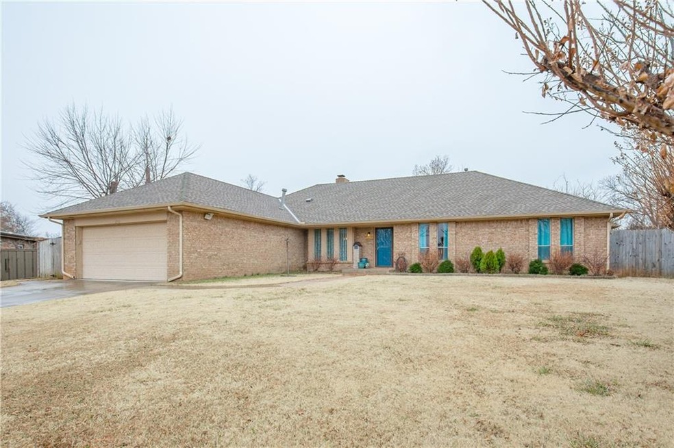 2316 NW 119th Ct, Oklahoma City, OK 73120 - photo 1