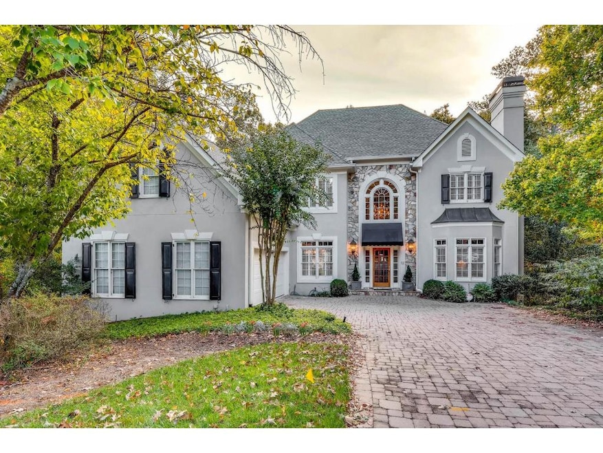 Hard coat stucco exterior on a level, cul-de-sac l