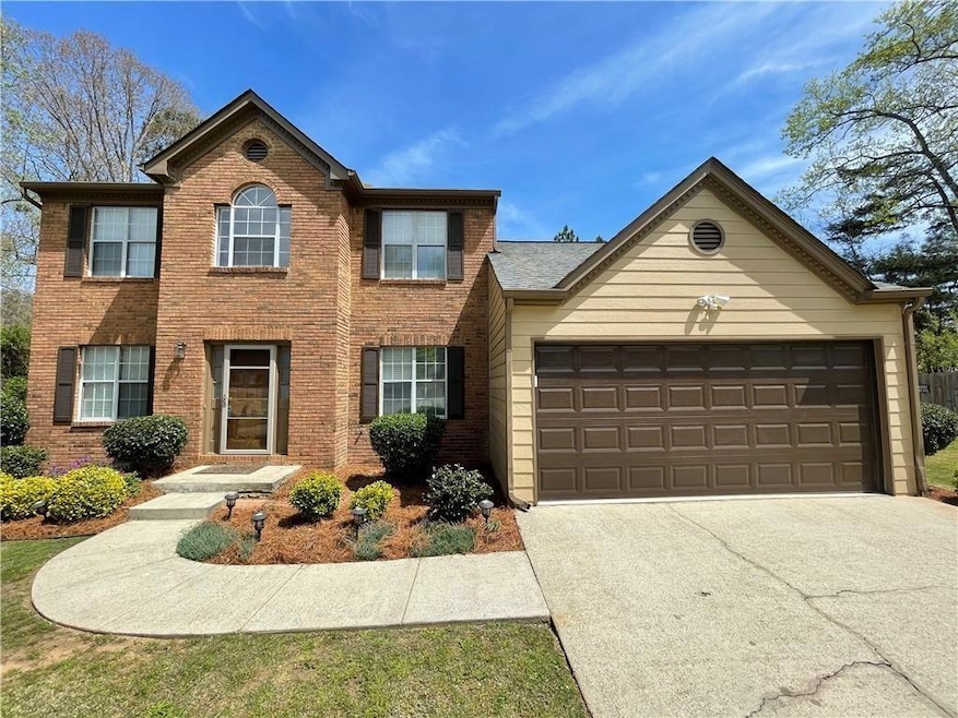 11255 Abbotts Station Dr, Duluth, GA 30097 - photo 1
