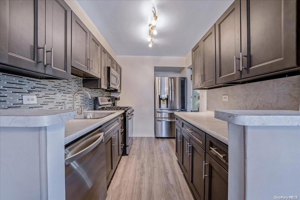 84-09 155th Ave unit 5J, Howard Beach, NY 11414 - photo 1