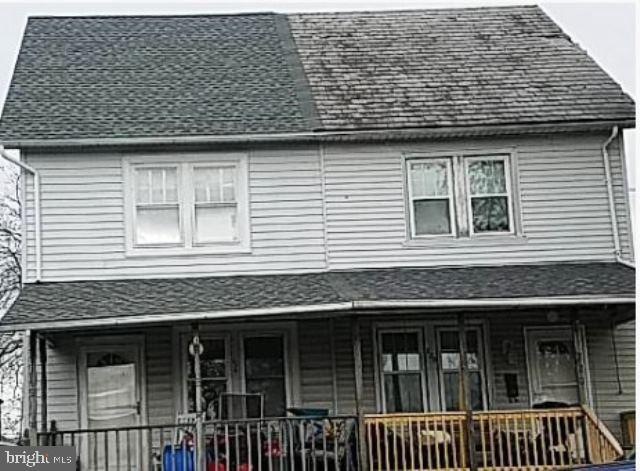 218 W 8th St, Lansdale, PA 19446 - photo 1