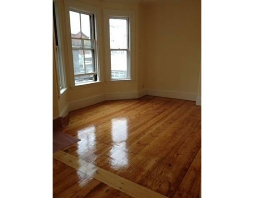 139 Antrim St unit 2, Cambridge, MA 02139 - photo 1
