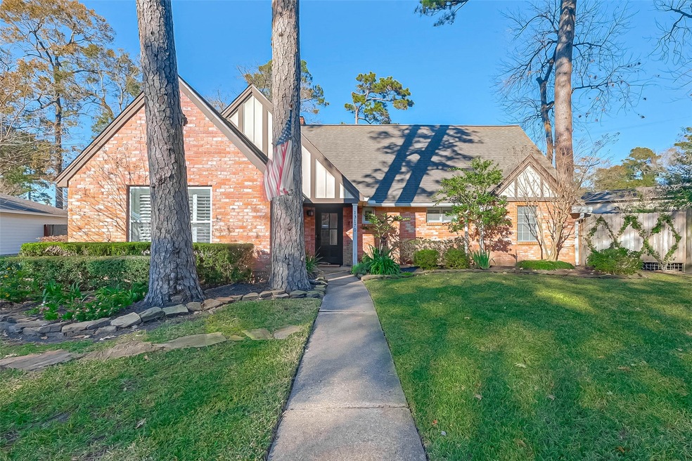 13170 Barryknoll Ln, Houston, TX 77079 - photo 1