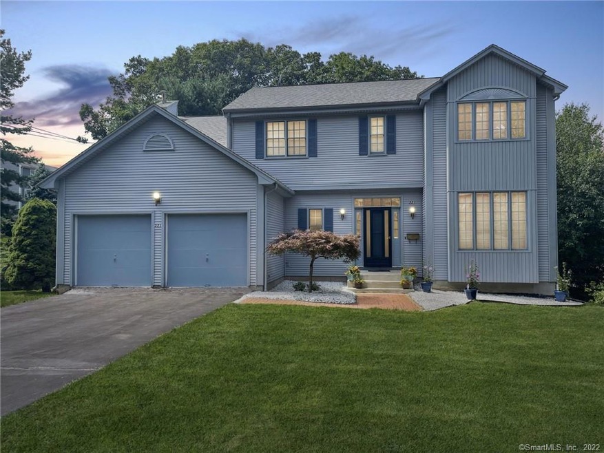 221 Candlewyck Dr, Newington, CT 06111 - photo 1