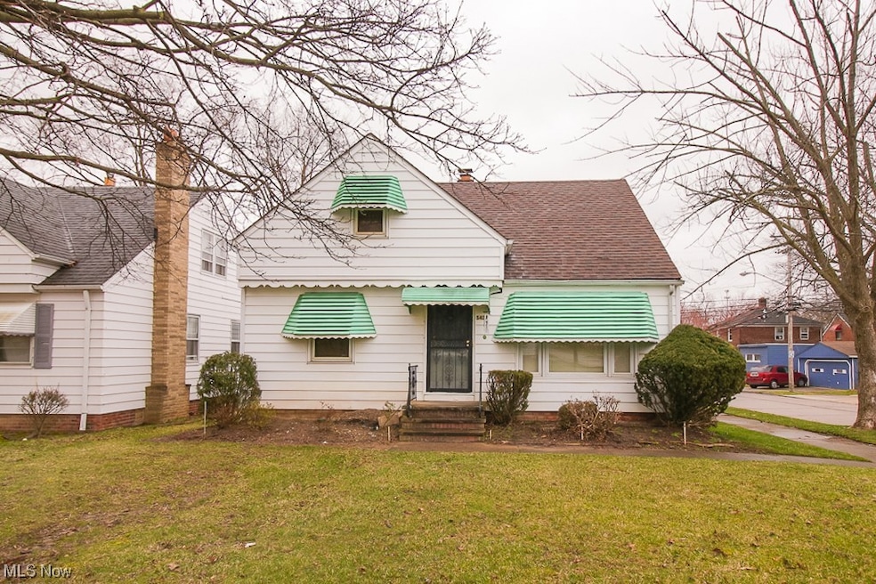 5437 Elmwood Ave, Maple Heights, OH 44137 - photo 1