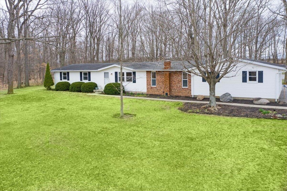 5299 Game Farm Rd pic 1