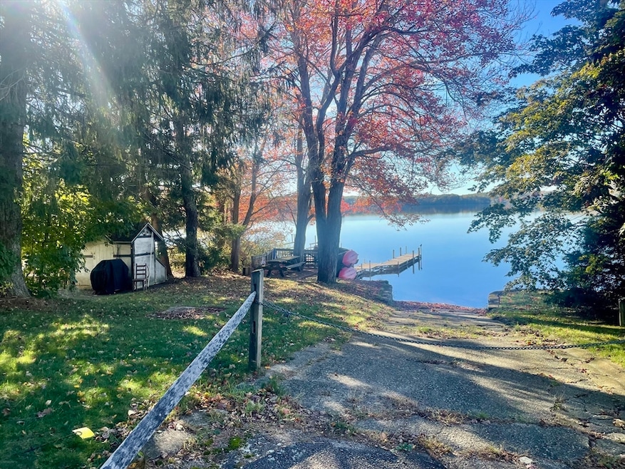 6 Williams Dr, Spencer, MA 01562 - photo 1