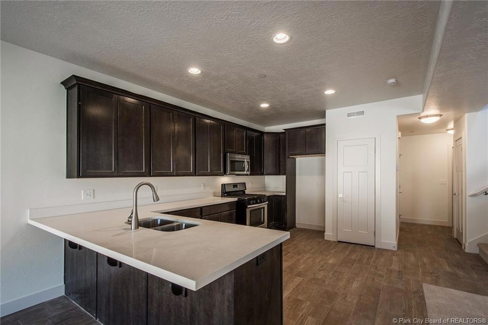 1144 N 455 W unit 5, Midway, UT 84049 - photo 1