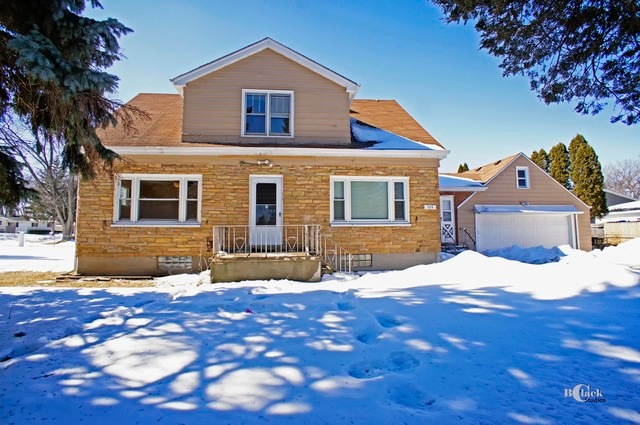 524 N Frolic Ave, Waukegan, IL 60085 - photo 1