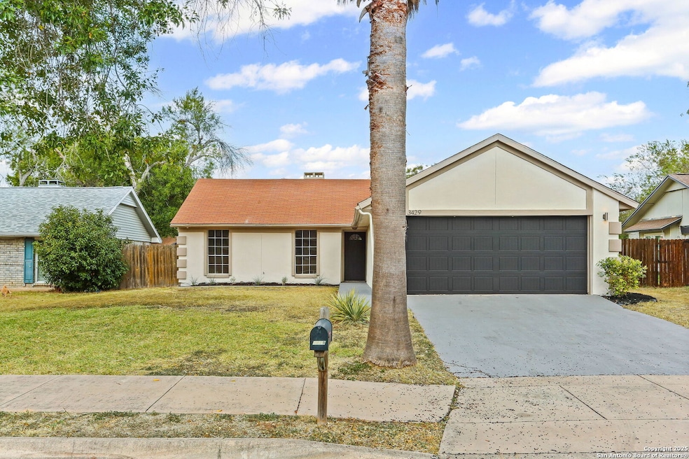 3429 Turnabout Loop, Cibolo, TX 78108 - photo 1