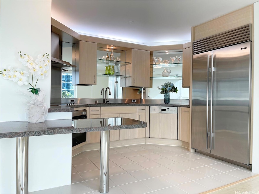 Sold $800,000 • Co-Listing Agent