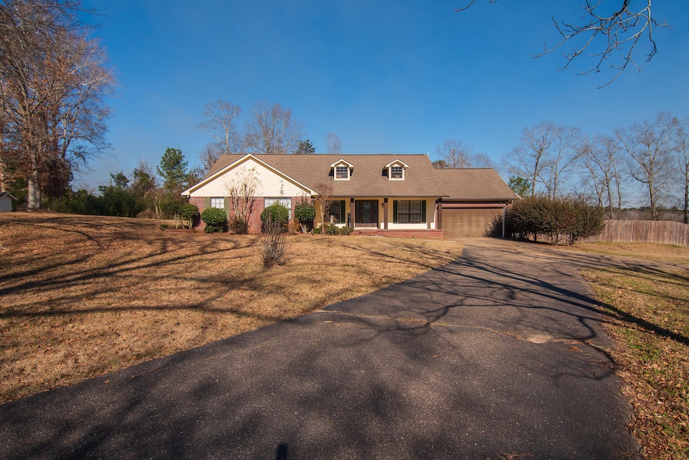 144 Sherman Rd, Laurel, MS 39443 - photo 1