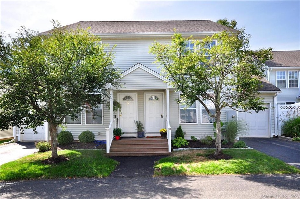 7 Sable Ct unit 7, Unionville, CT 06085 - photo 1