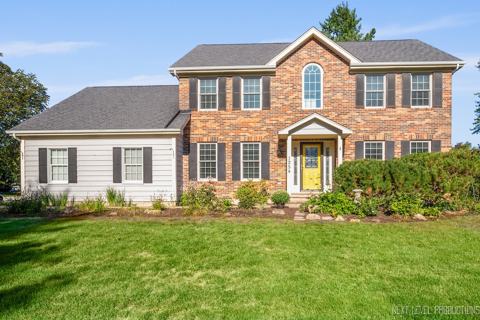 Sold $599,900 • Co-Listing Agent