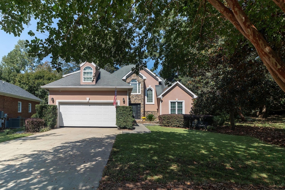 1-web-or-mls-851 PARK CHASE DR A(c)-5559