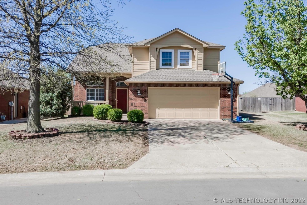 4720 S 195th East Ave, Broken Arrow, OK 74014 - photo 1