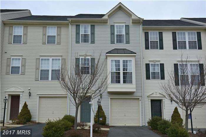 25274 Gothic Square, Chantilly, VA 20152 - photo 1