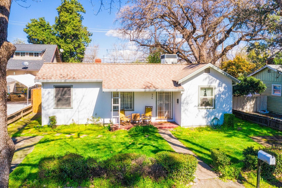 936 State St, Redding, CA 96001 - photo 1