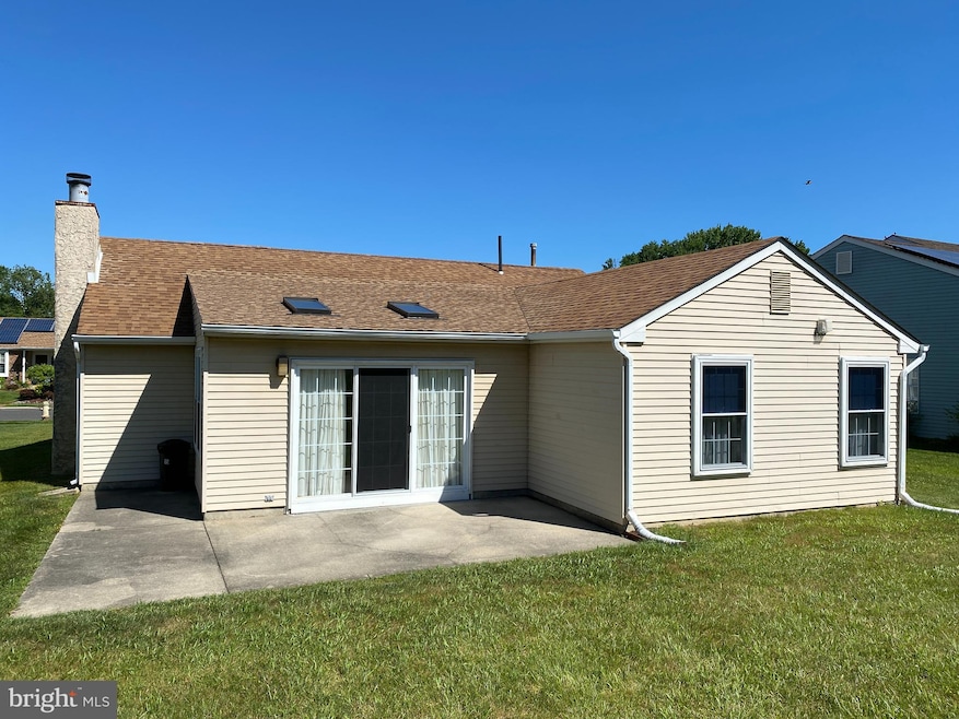 15 Niland Ln, Woodbury, NJ 08096 - photo 1