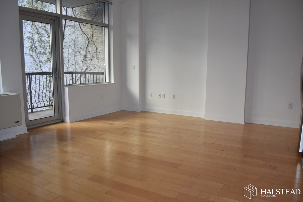 4244 Wadsworth Terrace unit 3B, New York, NY 10040 - photo 1