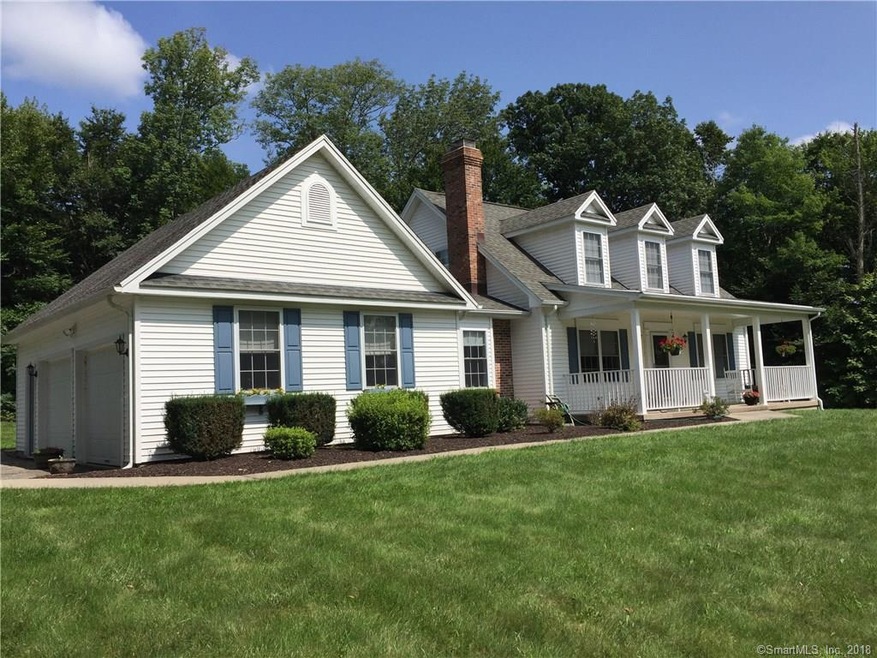 94 Falcon Ridge Rd, Torrington, CT 06790 - photo 1