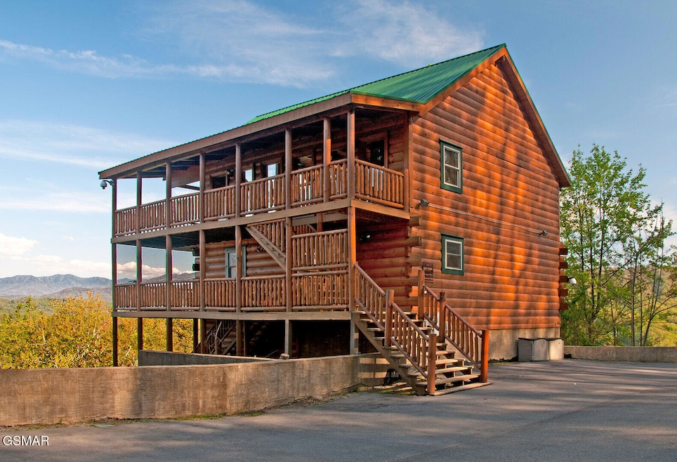 4735 Nottingham Heights Way, Pigeon Forge, TN 37863 - photo 1