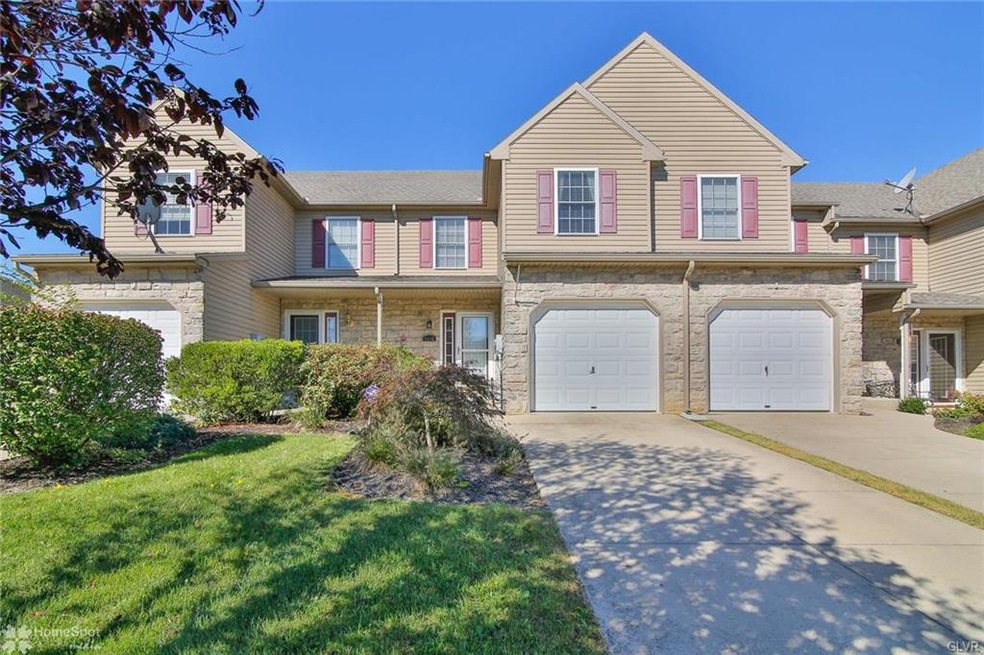 1618 Greystone Cir, Alburtis, PA 18011 - photo 1