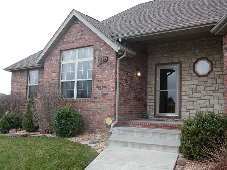 612 N Althea Ave, Nixa, MO 65714 - photo 1