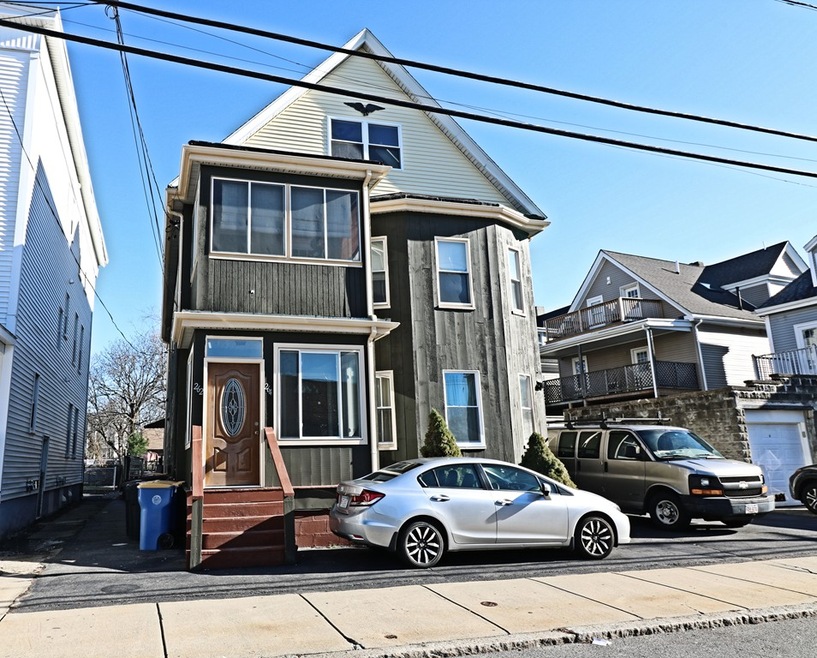 264 Shirley St unit 3, Winthrop, MA 02152 - photo 1