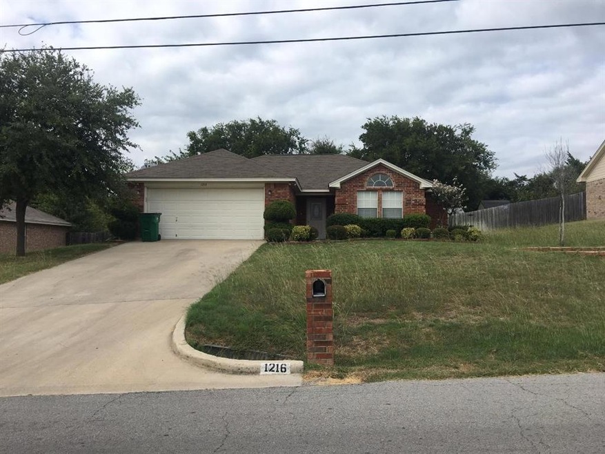 1216 W Main St, Decatur, TX 76234 - photo 1