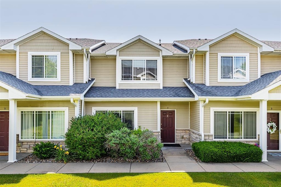 Sold $176,000 • Co-Listing Agent