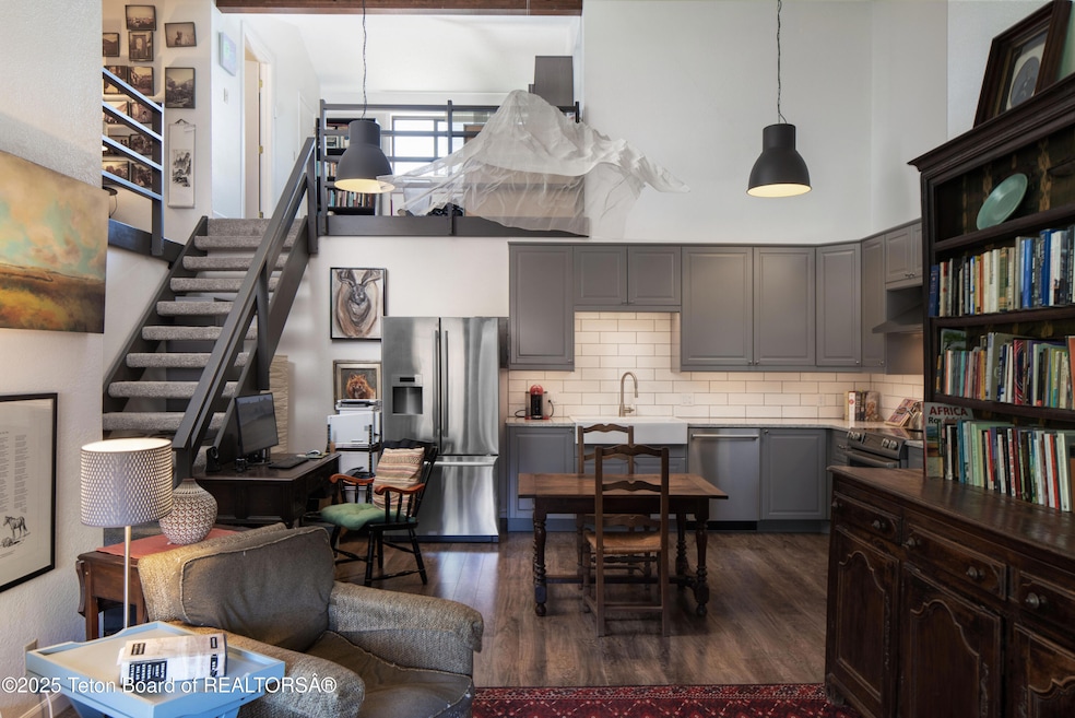 For Sale $1,075,000