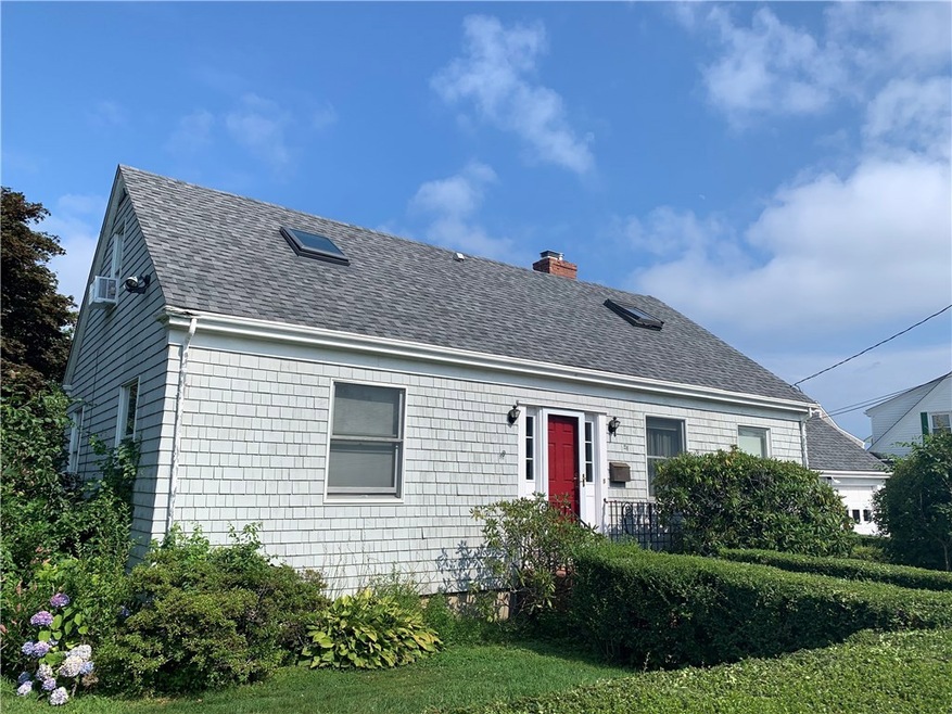 26 Aborn St unit 2, Newport, RI 02840 - photo 1