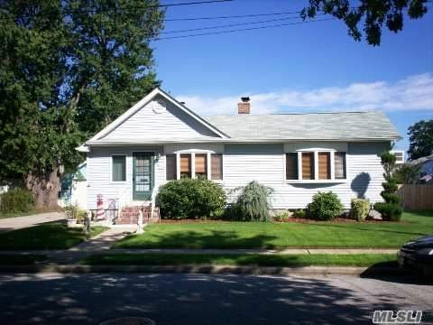 917 Steele Blvd, Baldwin, NY 11510 - photo 1