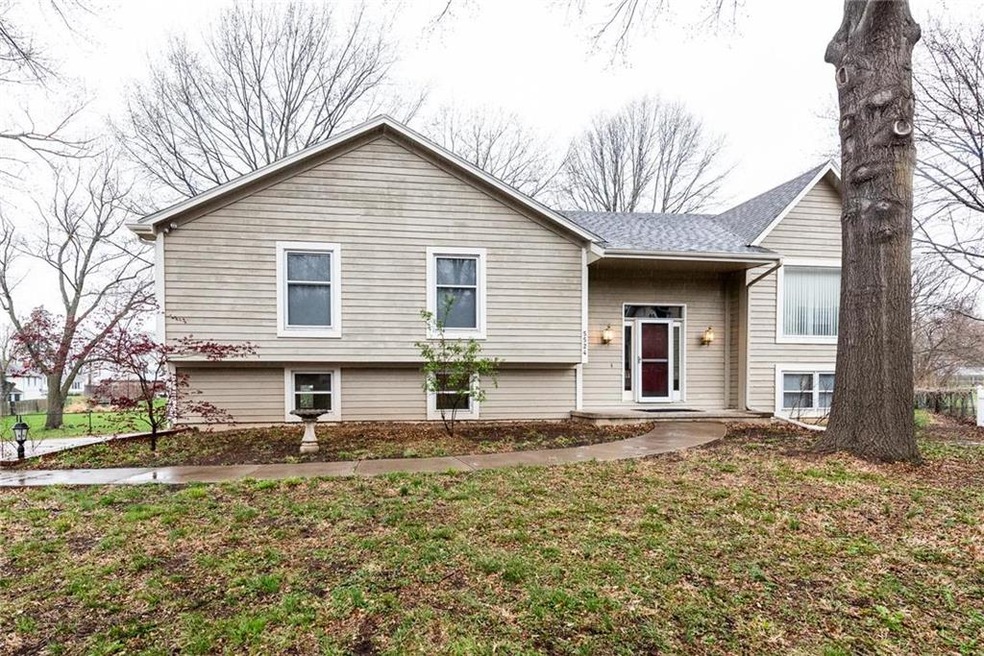 5524 Westgate St, Shawnee, KS 66216 - photo 1