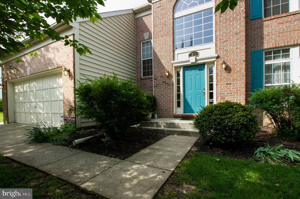 10 Graveswood Ct, Parkville, MD 21234 - photo 1