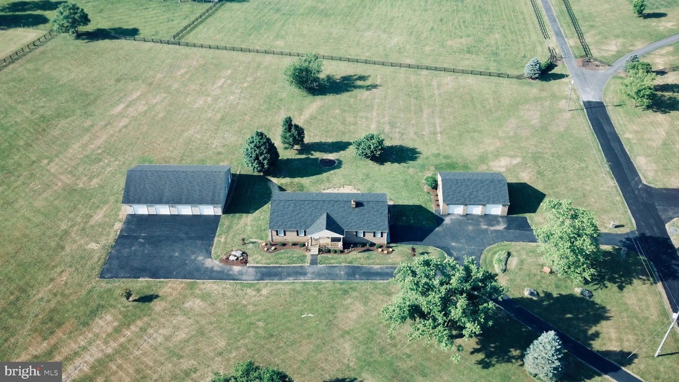 17 Stone Hill Ln, Berryville, VA 22611 - photo 1