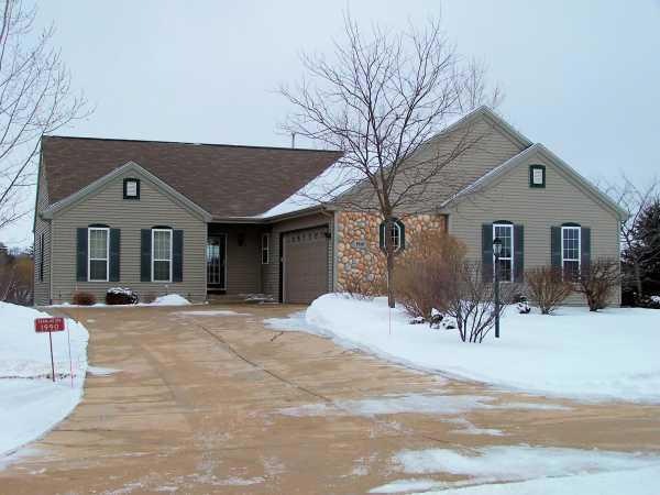 1990 Covey Place