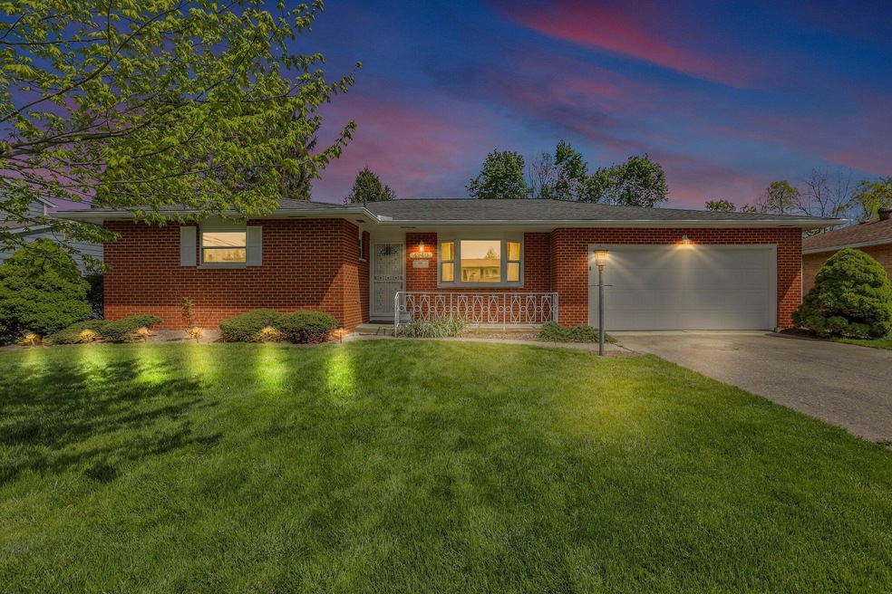 1-web-or-mls-Twilight