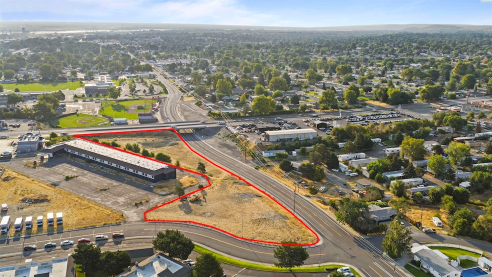 2900 W 4th Ave, Kennewick, WA 99336 - photo 1