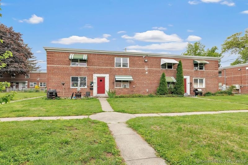 5 Granfield Ave, Bridgeport, CT 06610 - photo 1