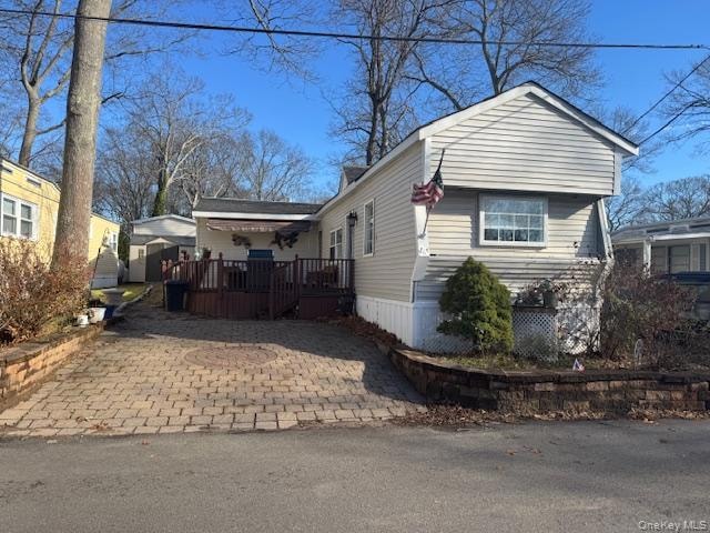 658 Sound Ave unit F6, Calverton, NY 11933 - photo 1