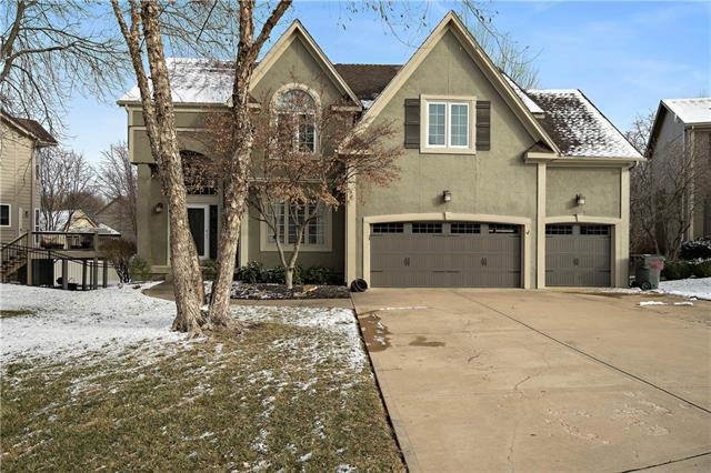 14721 S Hallet St, Olathe, KS 66062 - photo 1