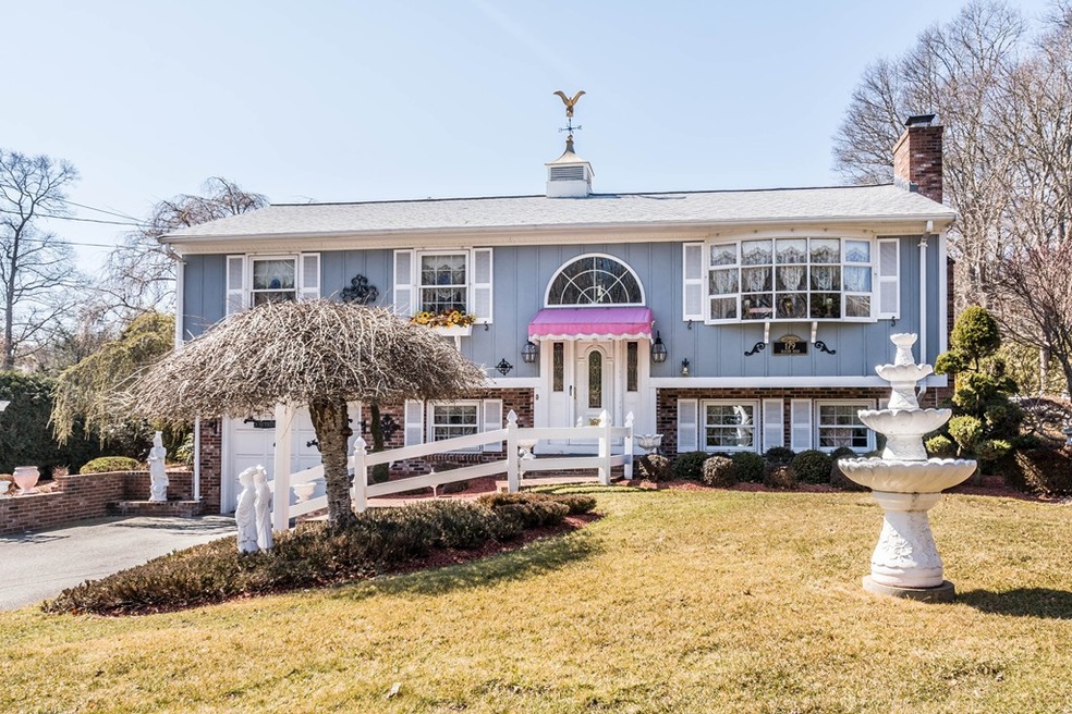 179 Slocum Rd, North Dartmouth, MA 02747 - photo 1