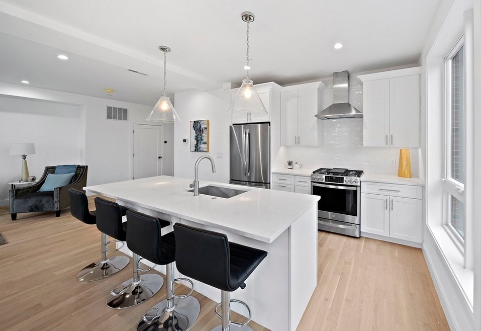 1173 Adams St unit 201, Boston, MA 02124 - photo 1