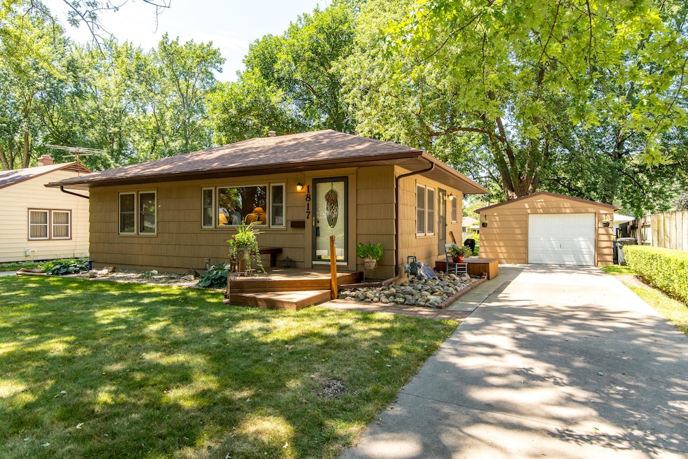 001-1817ClarkAve-Ames-MLS