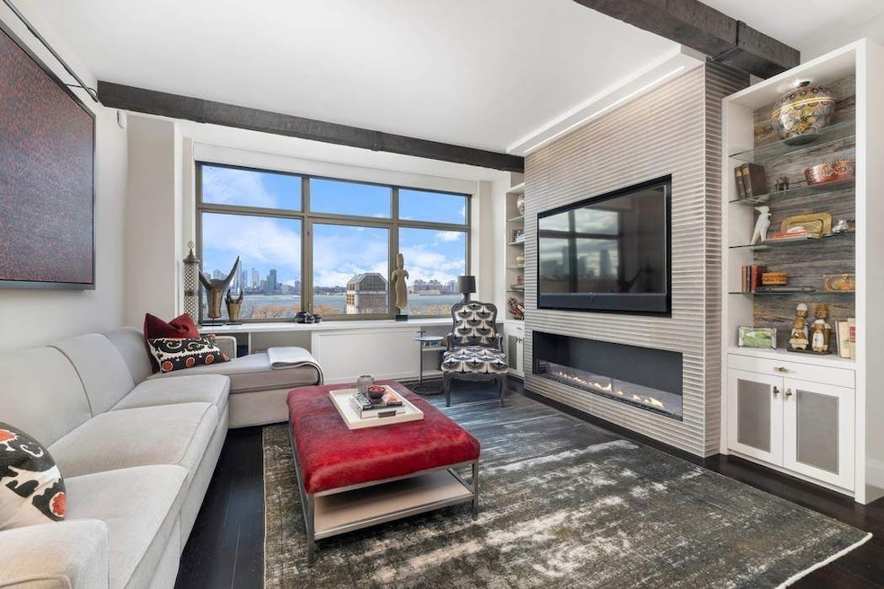 1 Morton Square unit 3-EW, New York, NY 10014 - photo 1