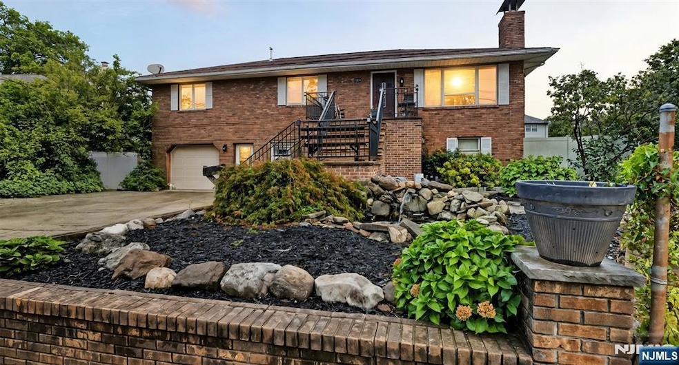 128 Old Hoboken Rd, Hackensack, NJ 07601 - photo 1